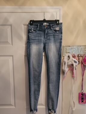 BKE Stella Mid-Rise. Slim Fit, Ankle Length. 25x28. Great Condition!